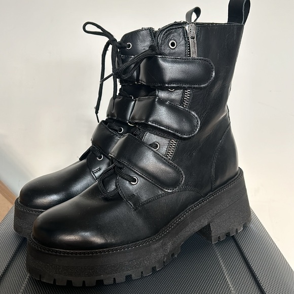 NEW FREE PEOPLE Emmet Emmit Strap Lace-Up Boot Black Leather - Picture 7 of 12